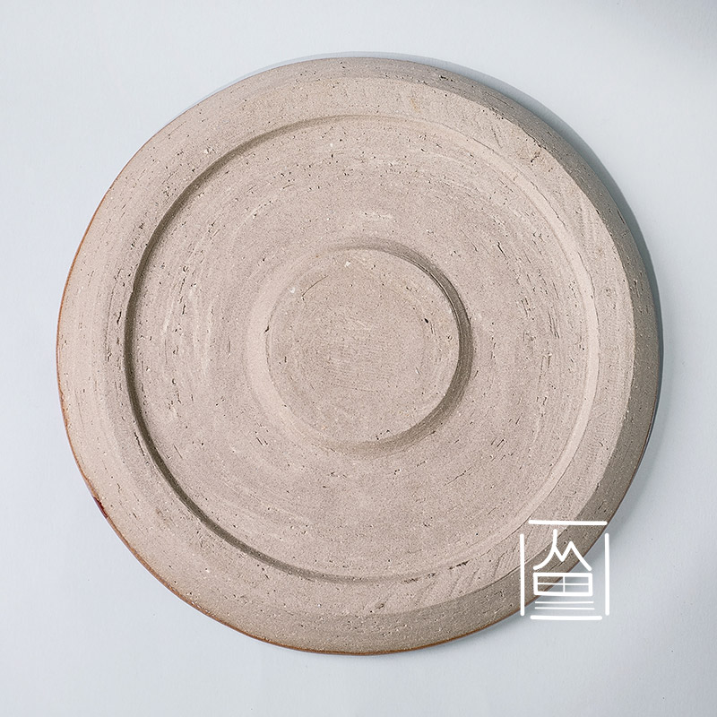Ceramic plate brown glaze