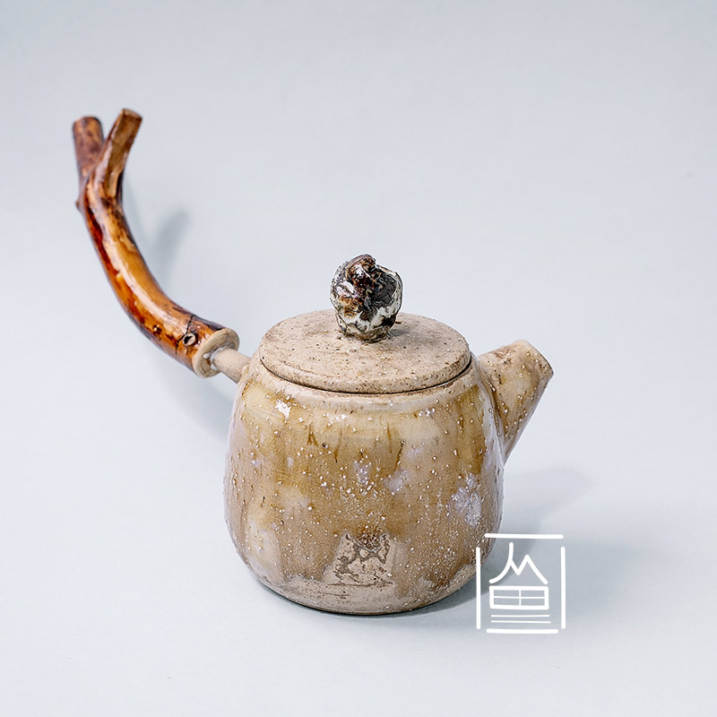 Ceramic teapot beige glaze